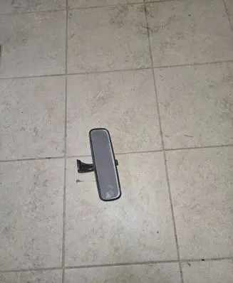 Toyota Corolla Verso AR10 Rear view mirror (interior) E11015706