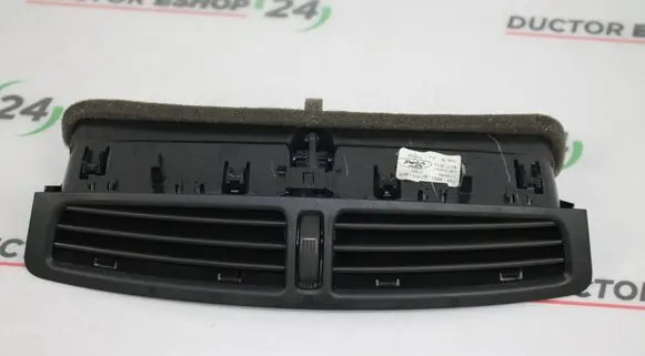 Ford C-MAX II Dash center air vent grill AM51R01815ACW AM51R01815
