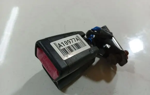 KIA Ceed Rear seatbelt buckle 07051113