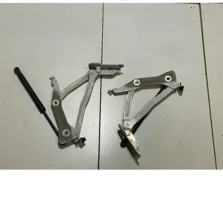 Ford Mustang VI Tailgate/trunk/boot hinge FR3B6342700AD FR3B6342701AD