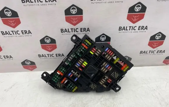 BMW 5 F10 F11 Fuse module 9264923 04822578 417033452