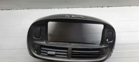Toyota Previa (XR30, XR40) II Dash center air vent grill 5540528310 5540523320