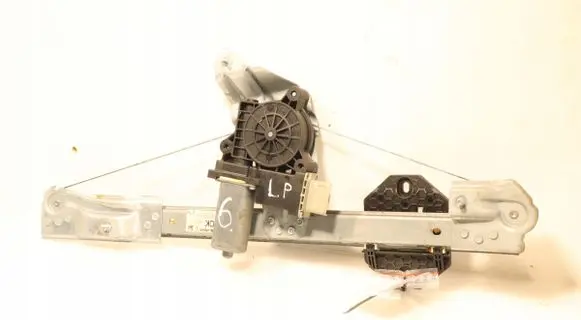Front window lifting mechanism without motor
