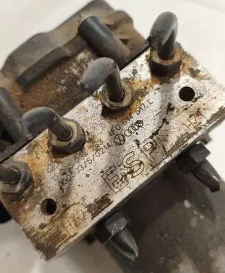 Audi A6 S6 C6 4F ABS Pump 4F0910517L 4F0614517L