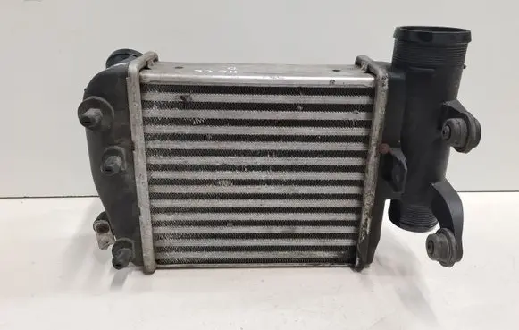 Audi A6 S6 C6 4F Intercooler radiator