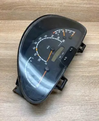 Mercedes-Benz Sprinter W901 W902 W903 W904 Speedometer (instrument cluster) A0014468621