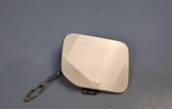 BMW iX Front tow hook cap/cover 51117933625