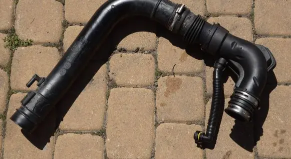 Ford Fiesta Turbo air intake inlet pipe/hose CV616C784AF CV616C784BF
