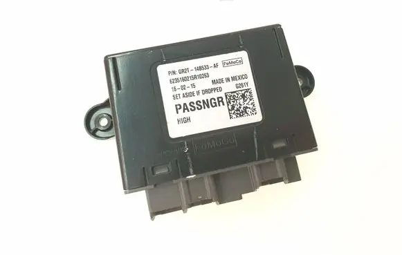 Ford Fusion II Door control unit/module GR2T14B533AF