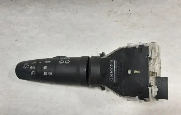 Nissan Qashqai+2 Indicator stalk