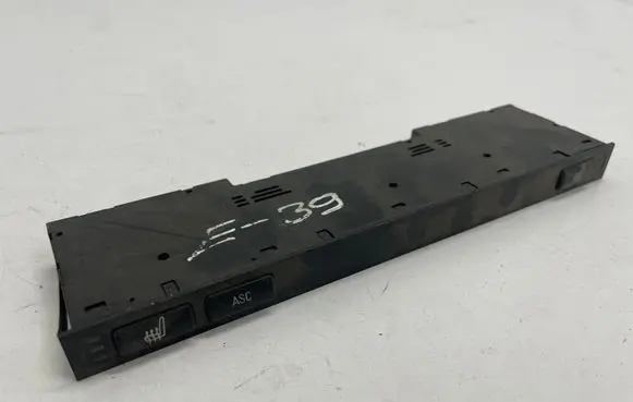BMW X5 E53 Seat heating switch 8373712