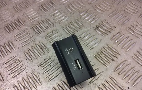 KIA Stonic USB socket connector 96120H8100