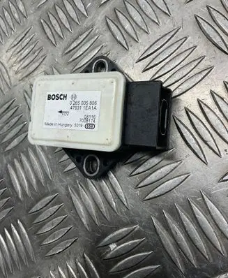 Nissan 370Z ESP acceleration yaw rate sensor 0265005806 479311EA1A 7008174