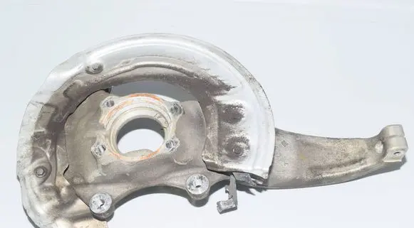 BMW 5 G30 G31 Front wheel hub 6861797 6884381