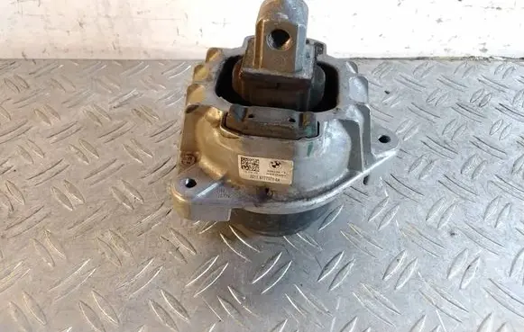 BMW 5 F10 F11 Engine mount bracket 22116777371