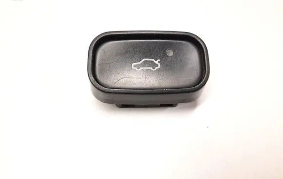 Mercedes-Benz C W203 Tailgate opening switch 539661