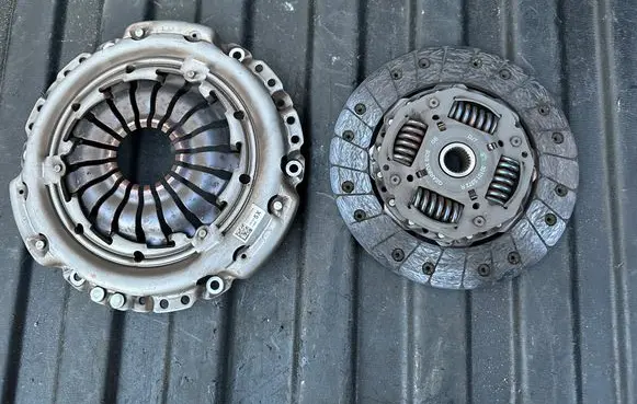 Mercedes-Benz Citan W415 Clutch set kit 301012572R K63235X 302050736R