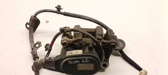 Hyundai Tucson TL Rear brake caliper 