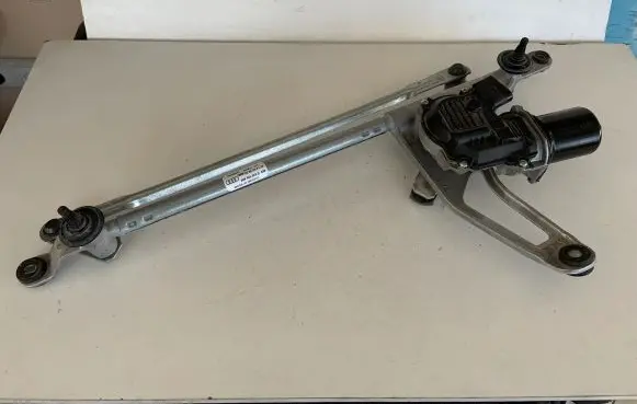 Audi Q5 SQ5 Front wiper linkage and motor 80B955023D 80B955119B 80A023