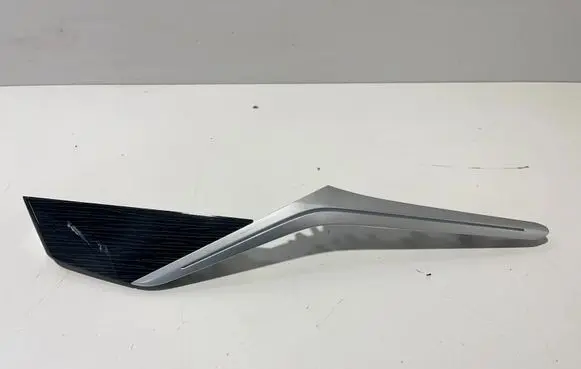 BMW X7 G07 Rear door card panel trim 5570400 8089129