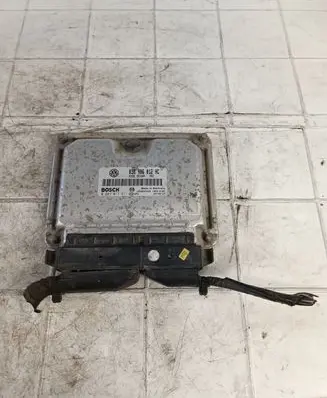 Skoda Octavia Mk1 (1U) Engine control unit/module 038906012HC