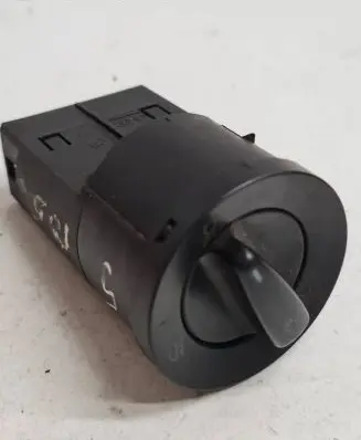 Volkswagen PASSAT B5.5 Light switch 1C0941531