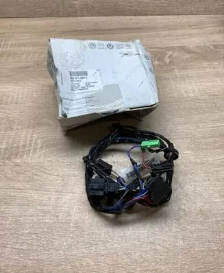 Volkswagen PASSAT B8 Front door wiring loom/harness boot 3G0971689C