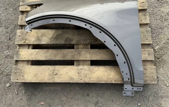 Ford Explorer VI Fender 20302T510C