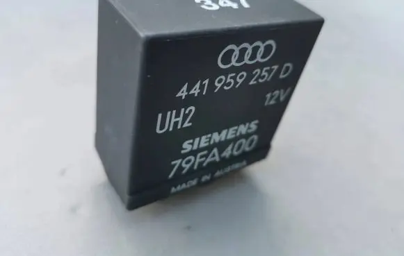 Audi A6 S6 C4 4A Other relay 441959257D 79FA400