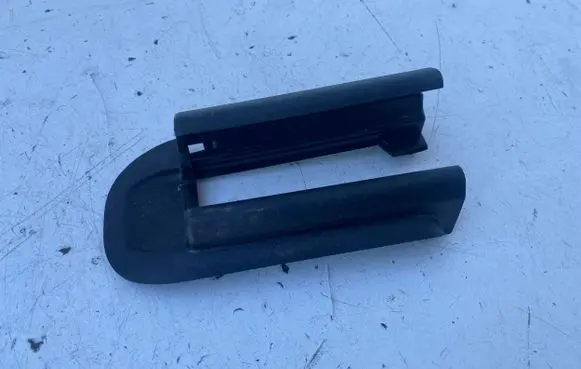 Mercedes-Benz GLC C253 Front driver seat rail A2539190500