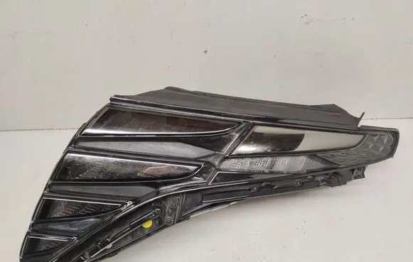 Hyundai Tucson IV NX4 Headlight/headlamp 92207N7100