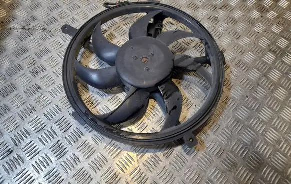 Mini One - Cooper Coupe R56 Radiator cooling fan shroud 0130303019
