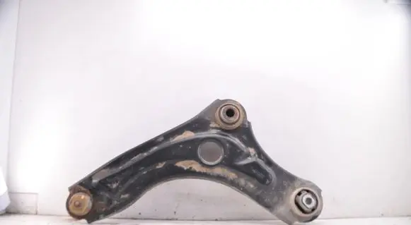 Dacia Sandero III Front lower control arm/wishbone 59246R