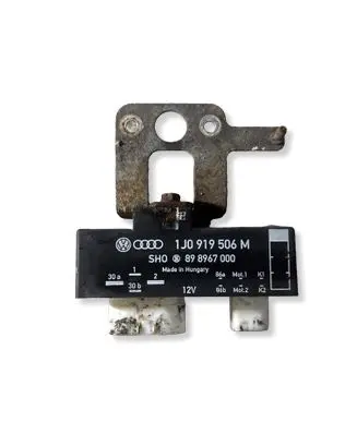 Seat Ibiza IV (6J,6P) Coolant fan relay 1J0919506M 898967000