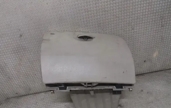 Renault Modus Glove box set 8200461376