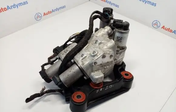 BMW 7 F01 F02 F03 F04 Active stabilizer control/valve assembly 37146775258 37144077782