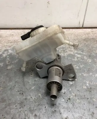 Audi A4 S4 B8 8K Master brake cylinder 8K0611301A