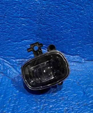 Renault Clio V Front fog light 261504122R