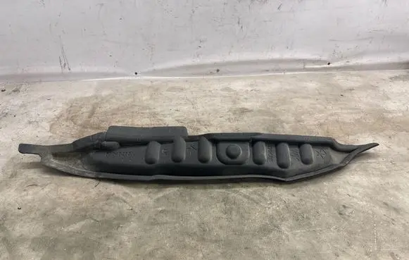 Fender foam support/seal