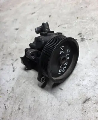 Mercedes-Benz CLS C219 Power steering pump A0054660201 34605128