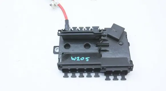 Mercedes-Benz C W204 Fuse box set A2135406100 180514 M57920