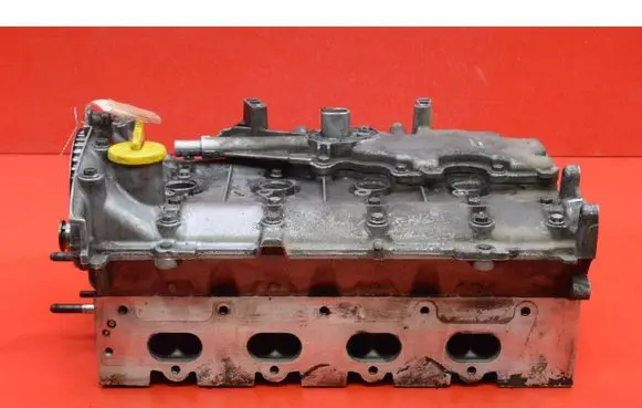 Renault Megane II Engine head