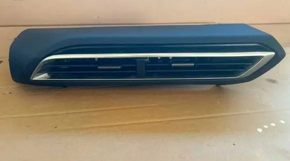 Peugeot 3008 II Dash center air vent grill 9814075577