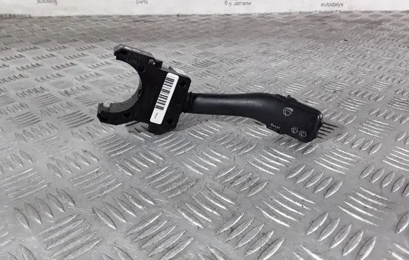 Skoda Fabia Mk1 (6Y) Wiper control stalk 4B0953503H