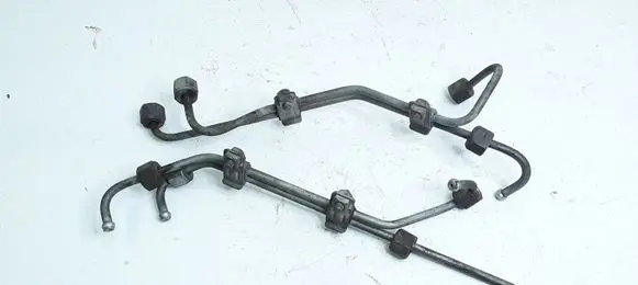 Ford Focus Fuel injector supply line/pipe 