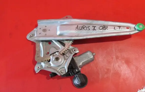 Toyota Auris 150 Rear door window regulator with motor 857100D100