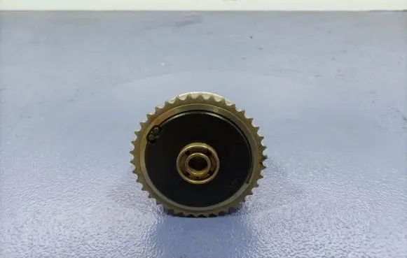 BMW 6 E63 E64 Camshaft pulley/ VANOS 7583207