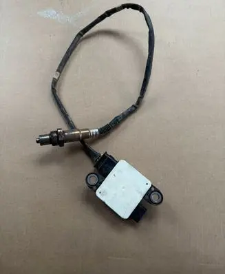 Volkswagen Amarok Lambda probe sensor 059906261D