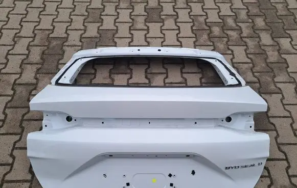 BYD Seal U Truck tailgate