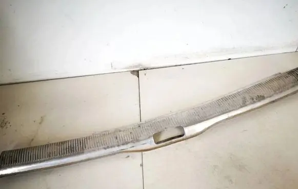 Volkswagen PASSAT B5 Other trunk/boot trim element 3b9863459g